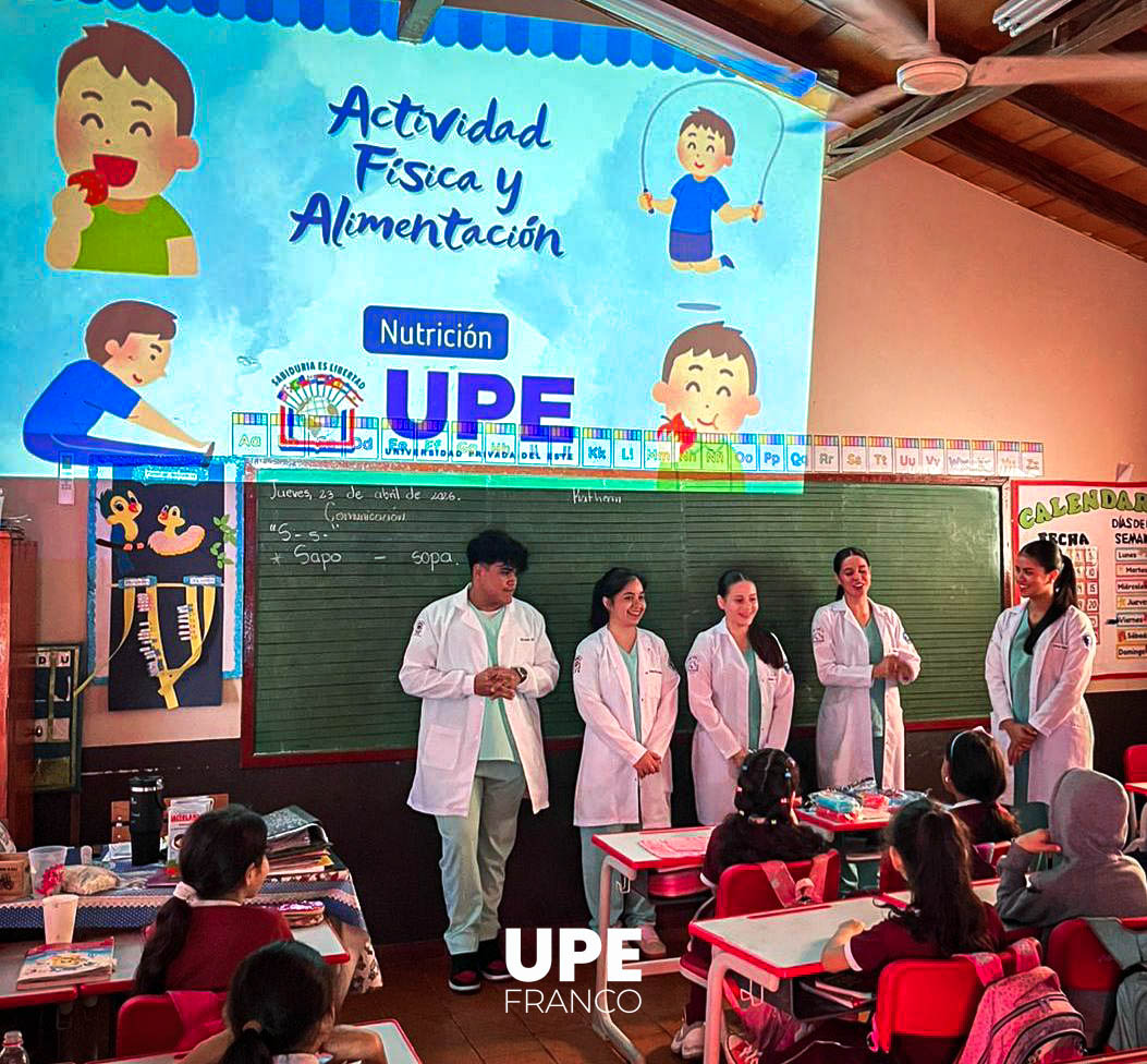 Estudiantes de Nutrición UPE realizan charla educativa en la Escuela Mariano Bobadilla